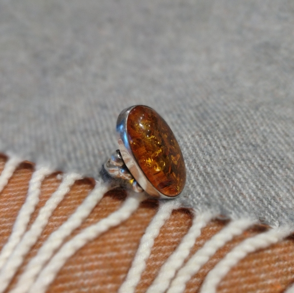 Amber ring - Picture 2 of 5